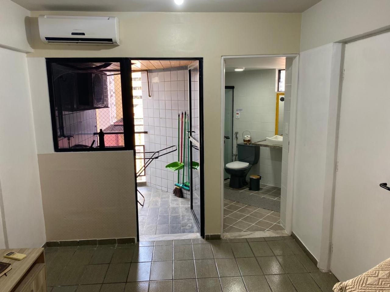 Apto 405 - Quarto e sala espaçoso na praia de Ponta Verde com Wi-fi, tv a cabo e piscina Maceió Exterior foto